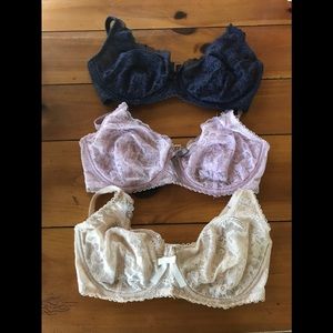 Victoria Secret underwire bras 34DD